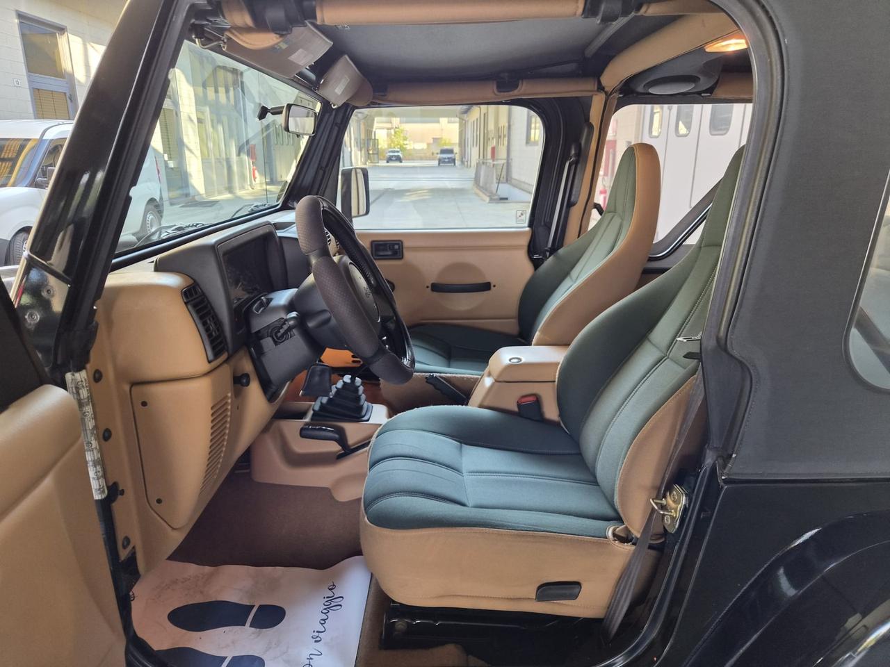 Jeep Wrangler 4.0 cat Sahara