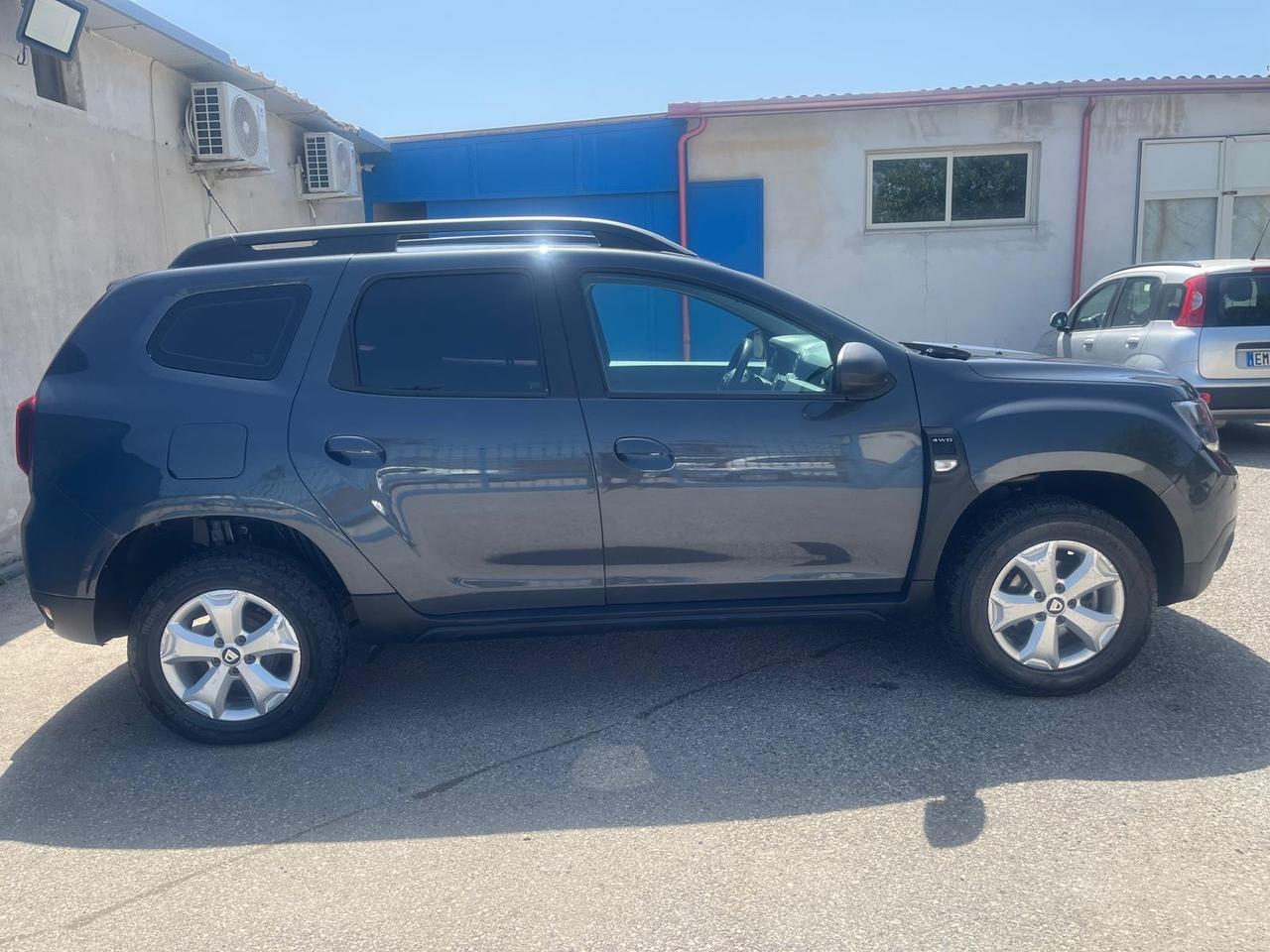Dacia duster 4x4-1.5 dci- full-12/2017