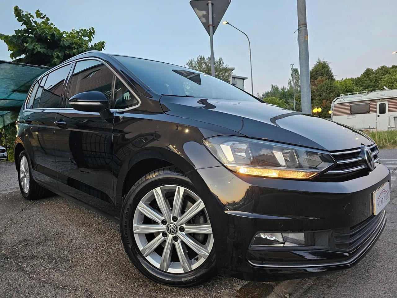 Volkswagen Touran 2.0 TDI 150cv DSG Highline*Navi*7Posti*Euro6*