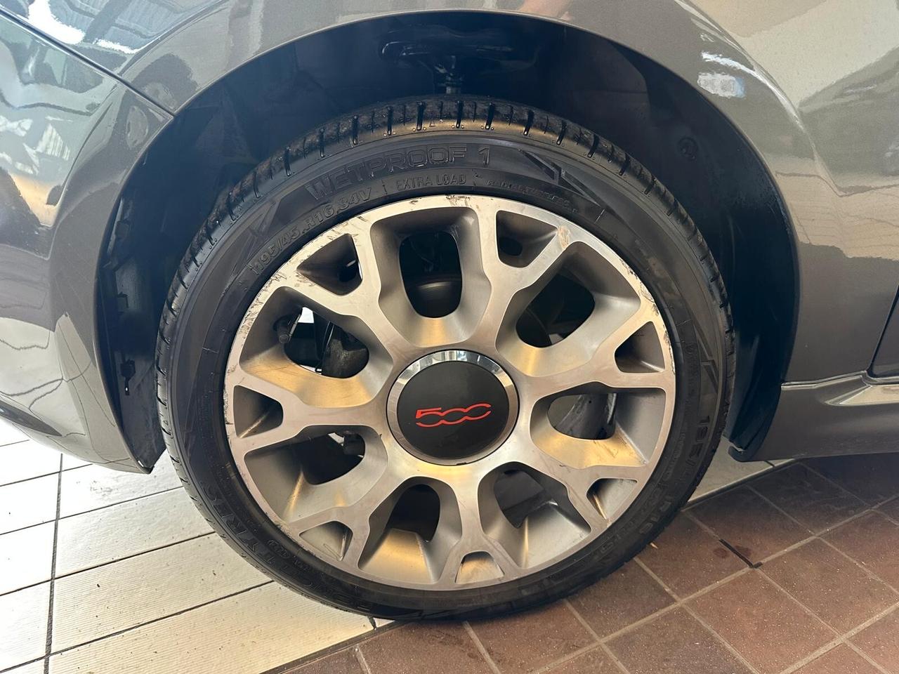 Fiat 500 C 1.2 Lounge GQ Limited