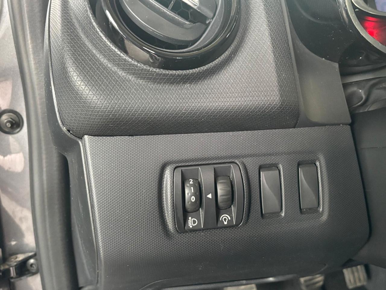 Renault Clio 1.2 75CV 5 porte Life