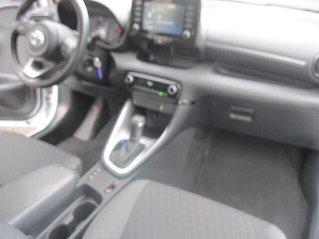 Toyota Yaris 1.5 Hybrid Active SOLO KM 18000