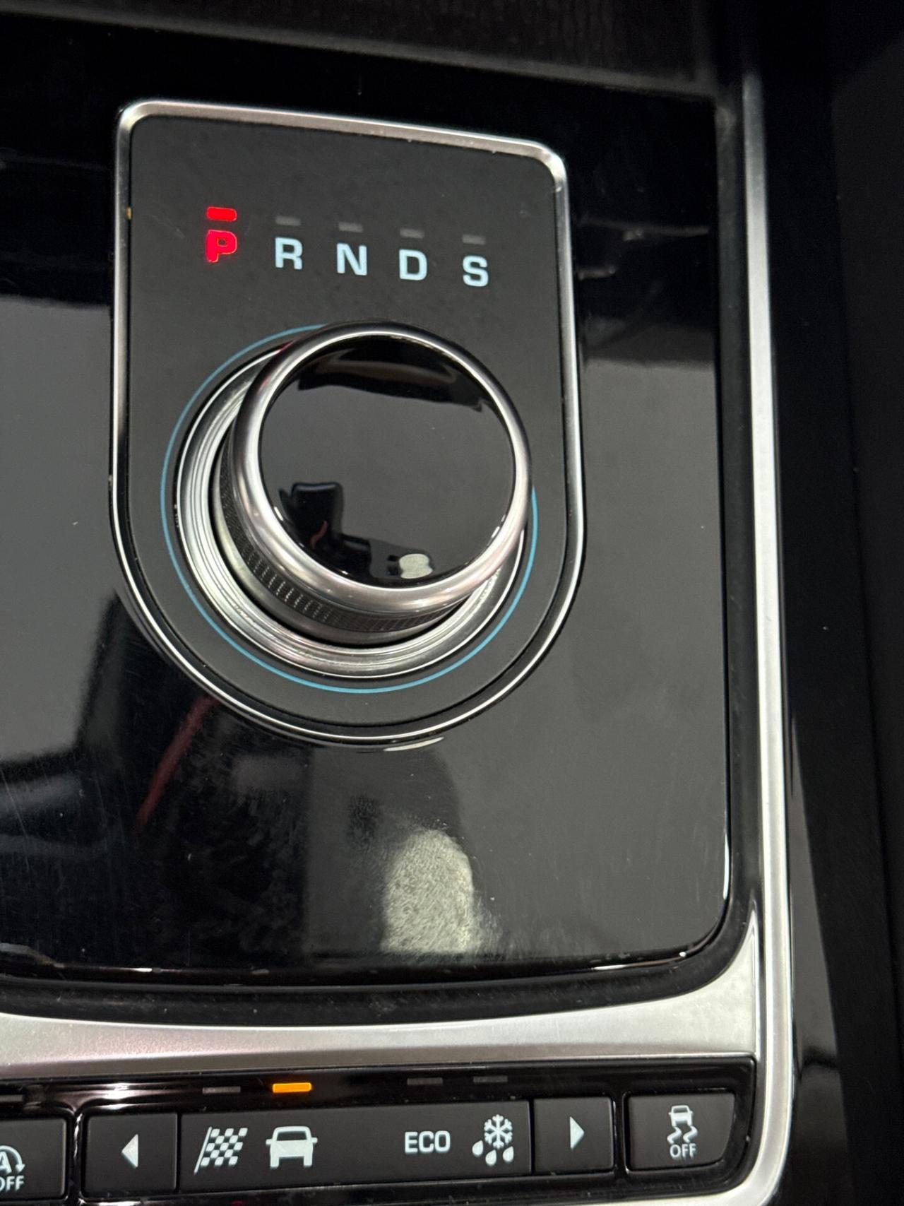 Jaguar F-Pace 2020 180 cv portfolio