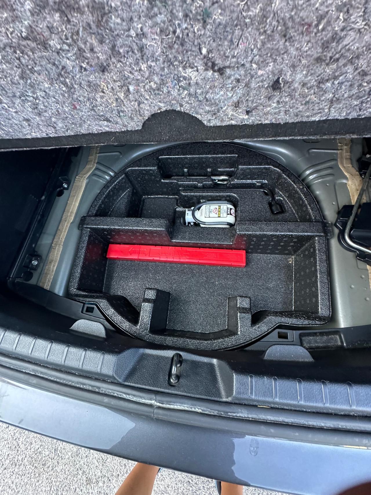 Toyota Yaris 1.0 5 porte Lounge