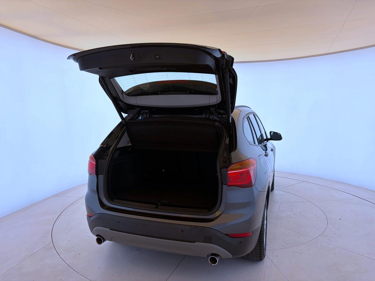 Bmw X1 sDrive18d Advantage