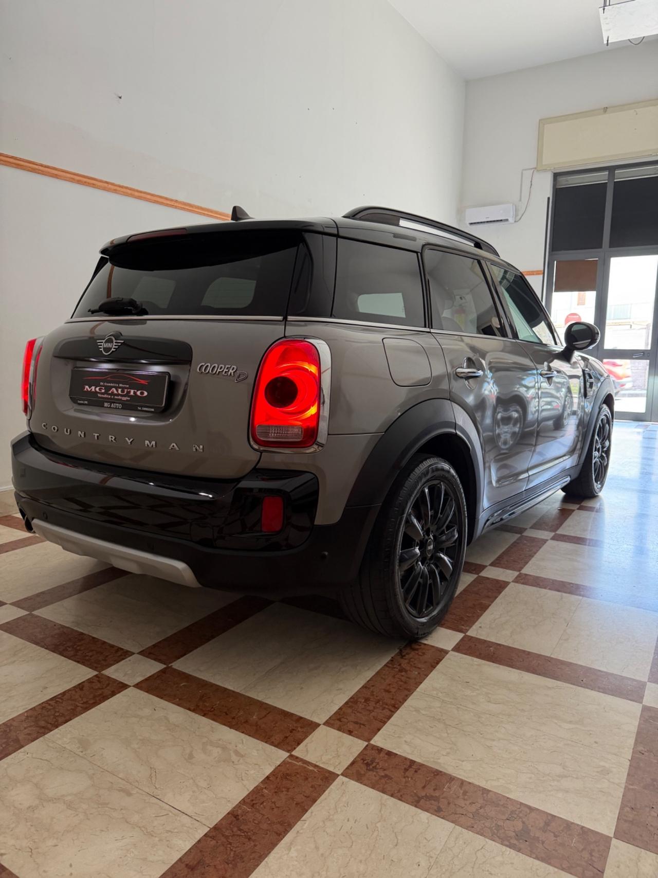 Mini Cooper Countryman 2.0 D Hype