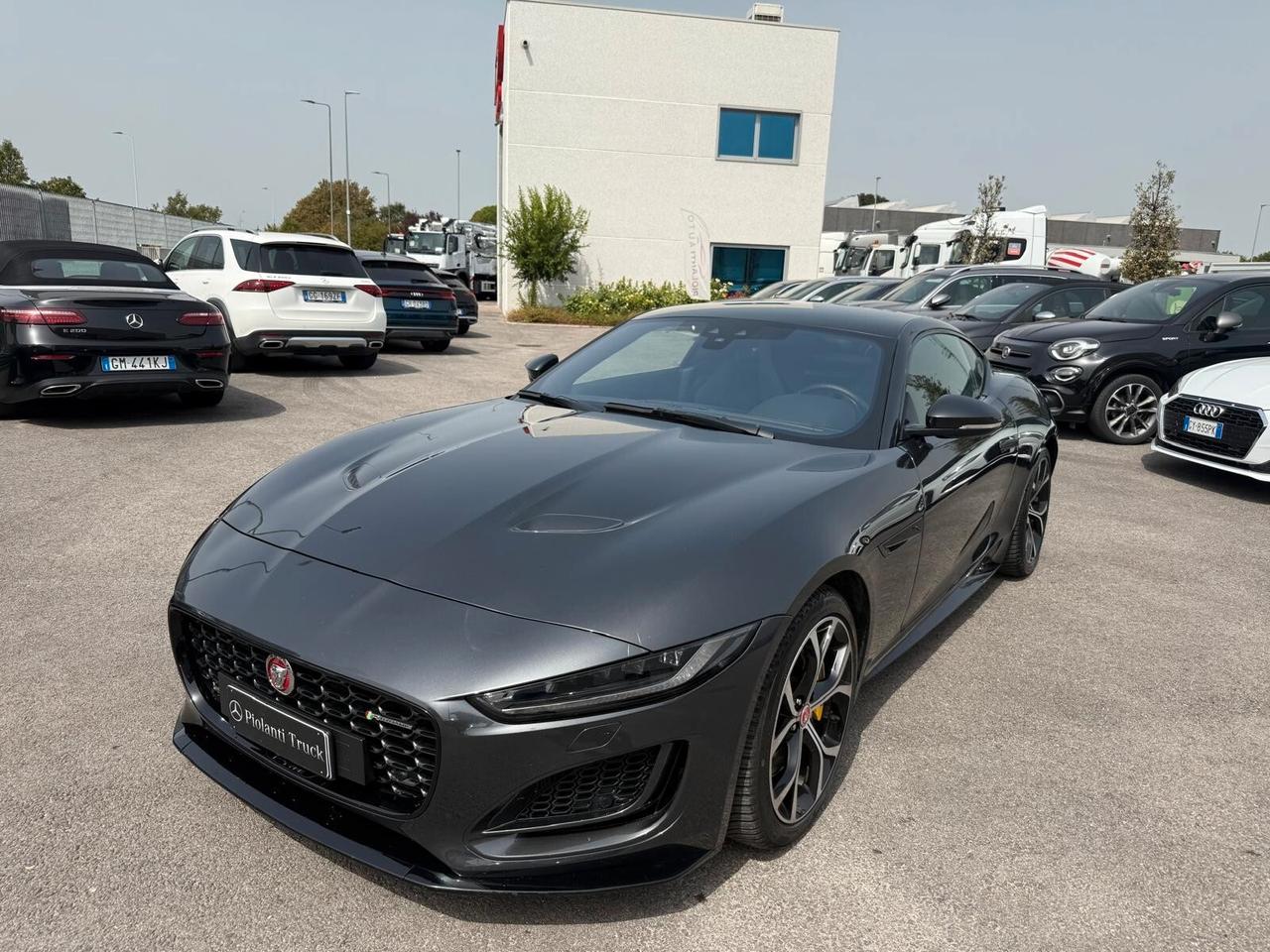 Jaguar F-Type 2.0 aut. Coupé R-Dynamic Black