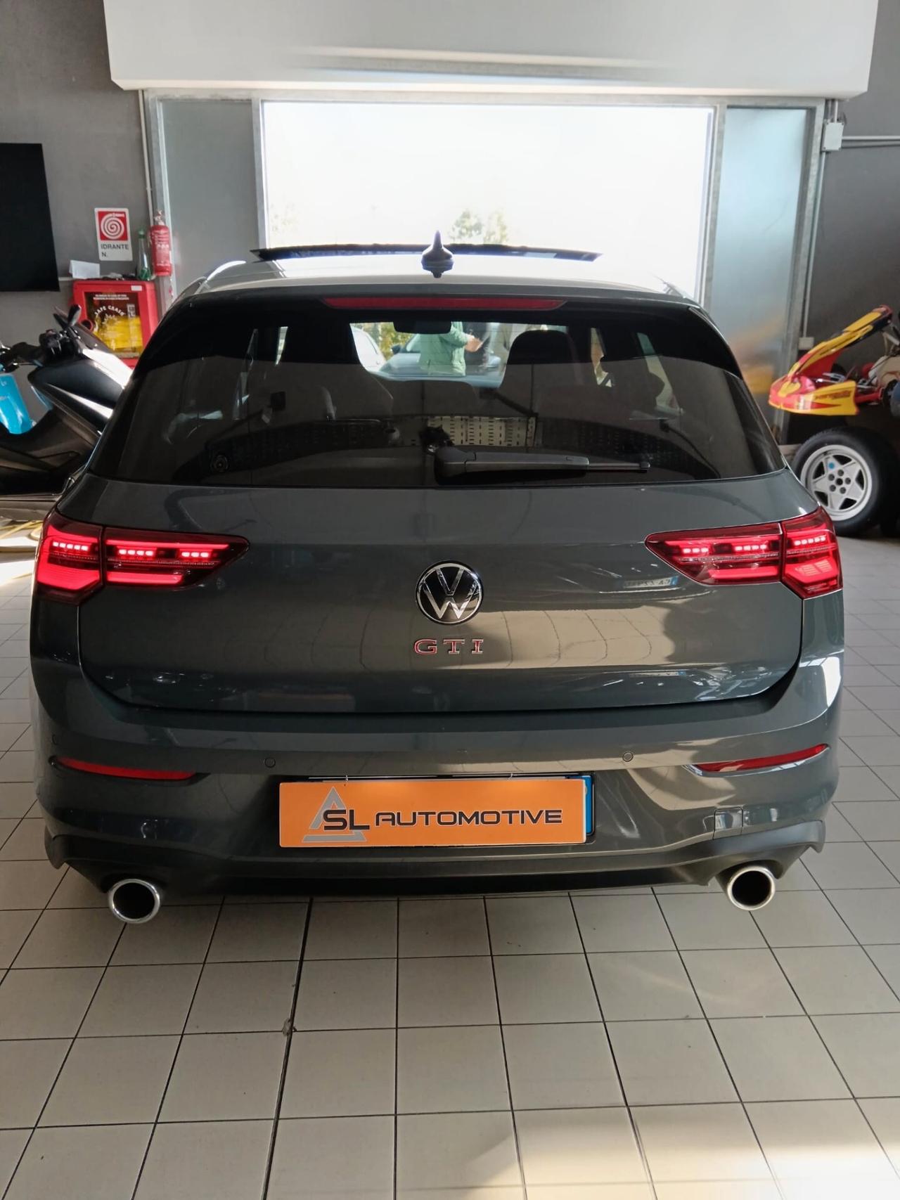 Volkswagen Golf GTI Golf 2.0 TSI GTI