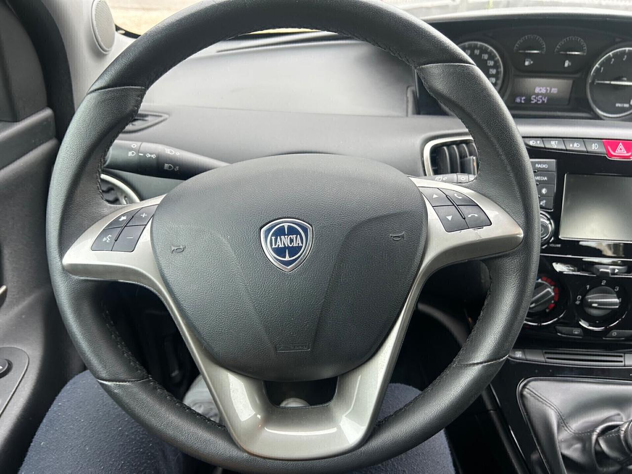 Lancia Ypsilon 1.0 FireFly 5 porte S&S Hybrid Ecochic Gold