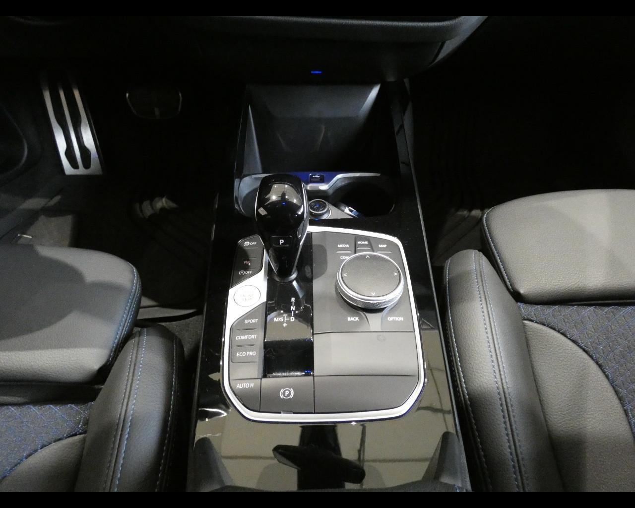 BMW Serie 1 (F40) - 116d 5p. Msport