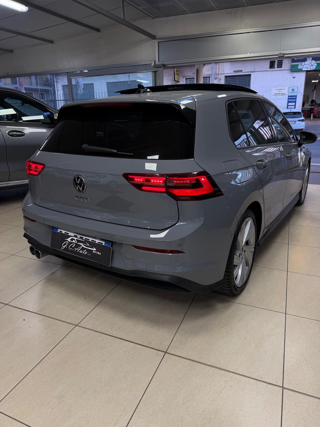 Volkswagen Golf 2.0 TDI DSG GTD 200CV 11/2023 KM 22.000