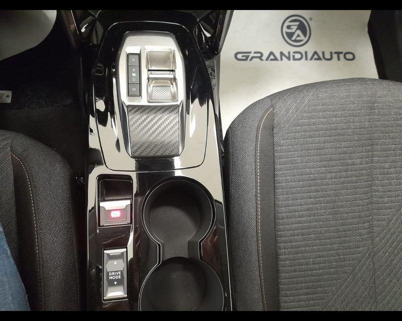 Peugeot 208 5P - Business Hybrid 110 E-DCS6