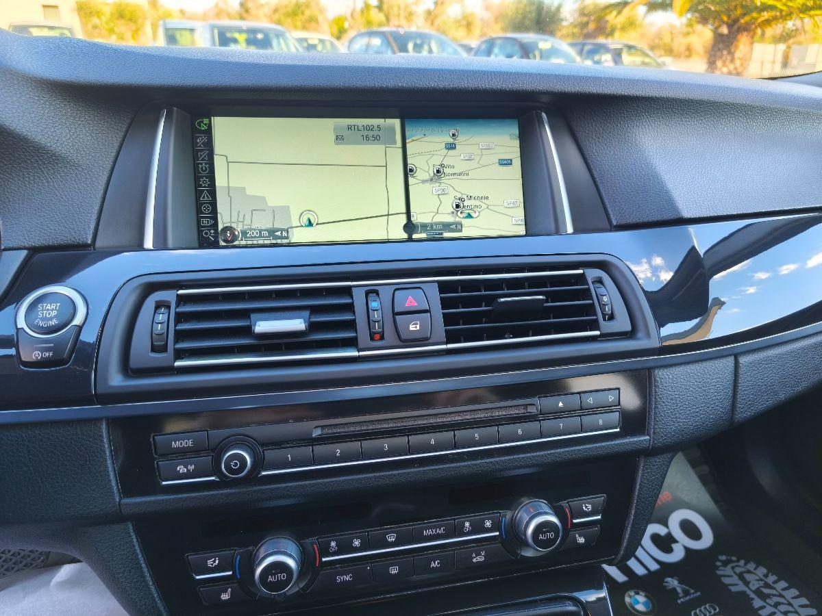 BMW Serie 5 Touring 520d Luxury Pelle Tetto LED