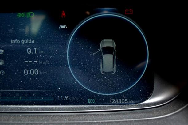 HYUNDAI Bayon - Bayon 1.0 t-gdi 48V Xline imt