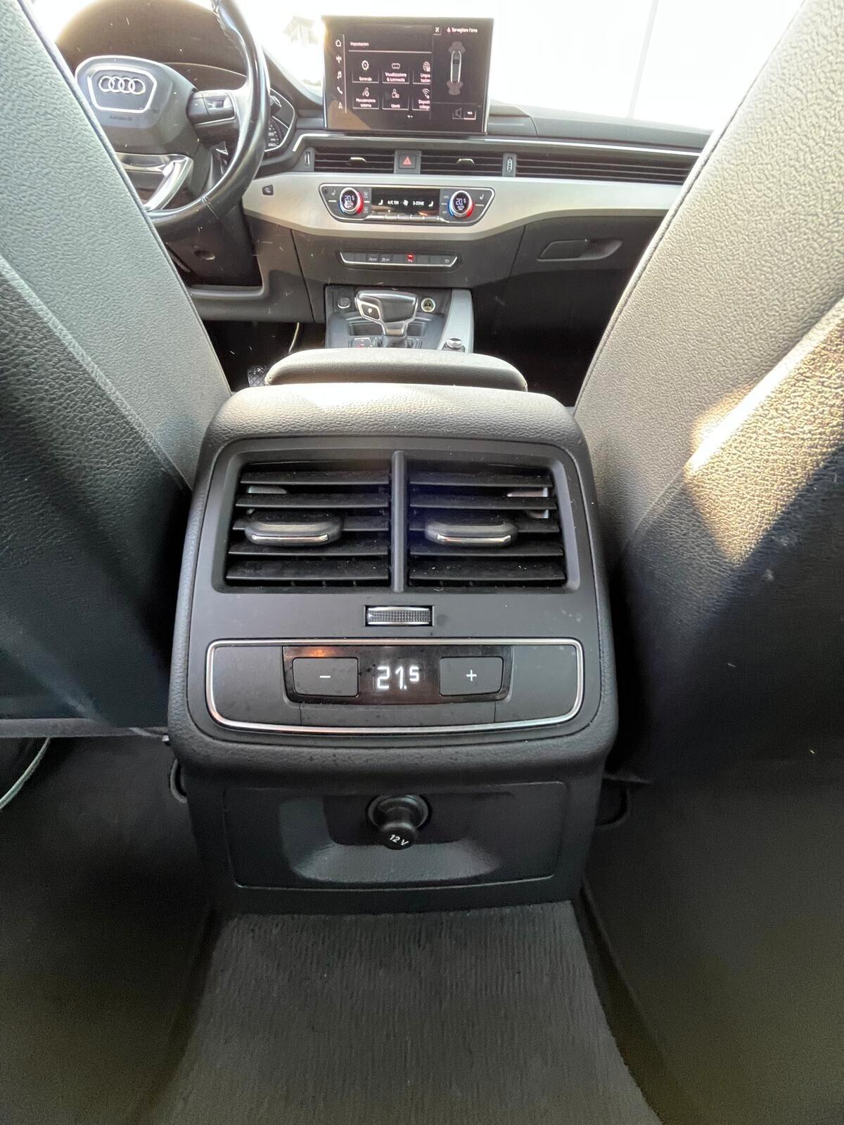 Audi A4 Avant 35 TDI/163 CV S tronic Business Advanced