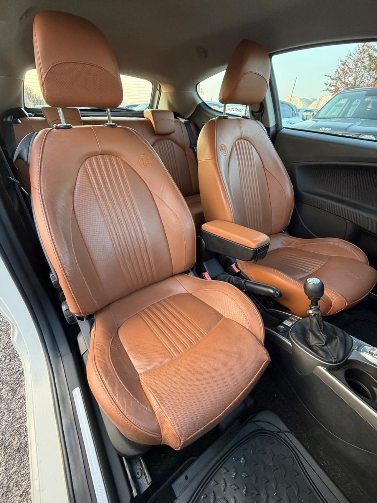 Alfa Romeo MiTo 1.6 JTDm 16V Distinctive