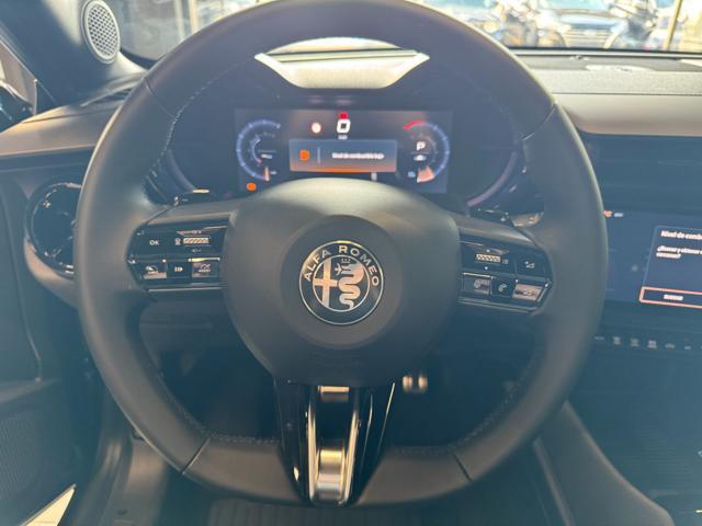 ALFA ROMEO Junior 1.2 136 CV Hybrid eDCT6 Speciale
