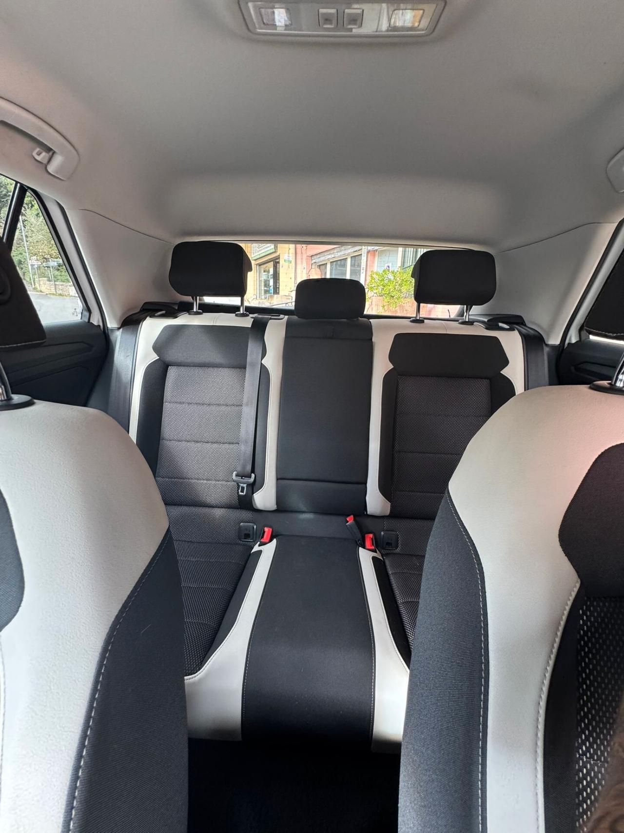 Volkswagen T-Roc 1.6 TDI SCR Advanced BlueMotion Technology, FULL, NO VINCOLI, BELLISSIMA