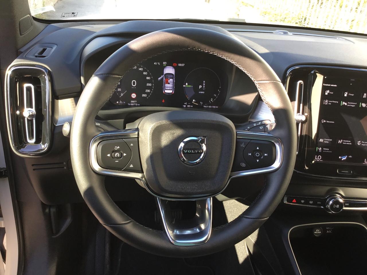Volvo XC40 T4 AUT. Recharge Plug-in Hybrid CORE AUTOCARRO