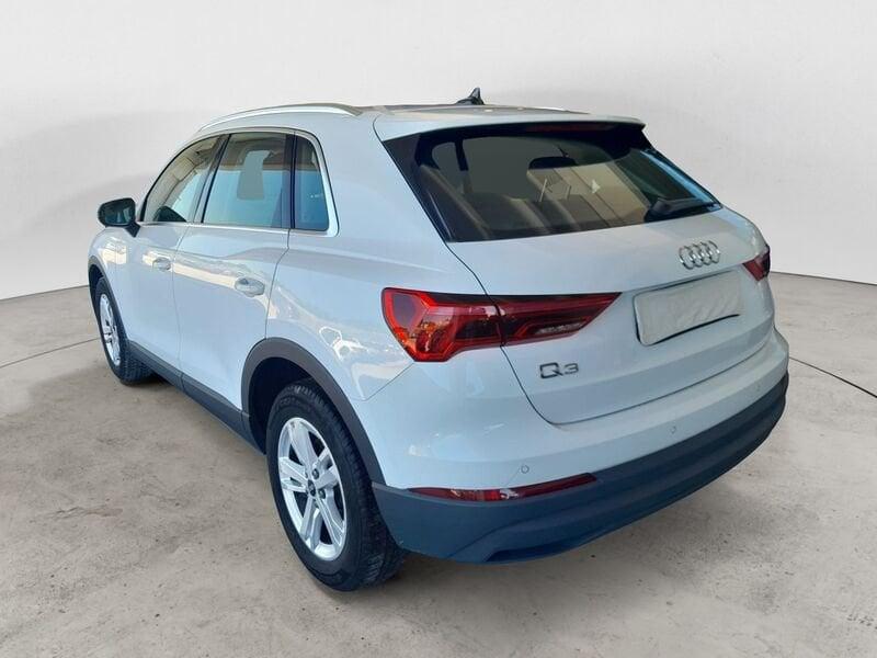 Audi Q3 35 2.0 tdi Business Advanced s-tronic