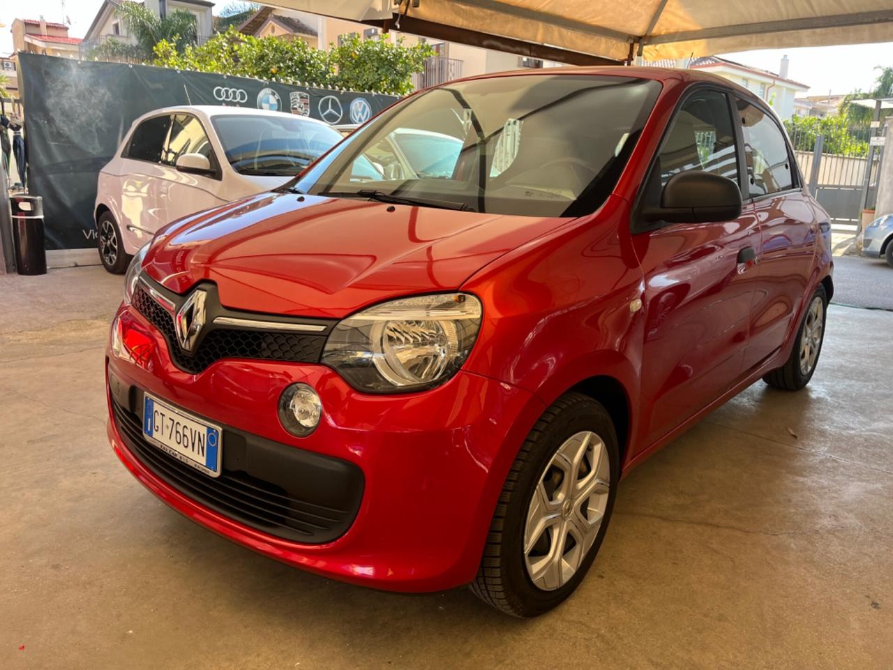 Renault Twingo 1.0 Live 70 Cv Neopatetati