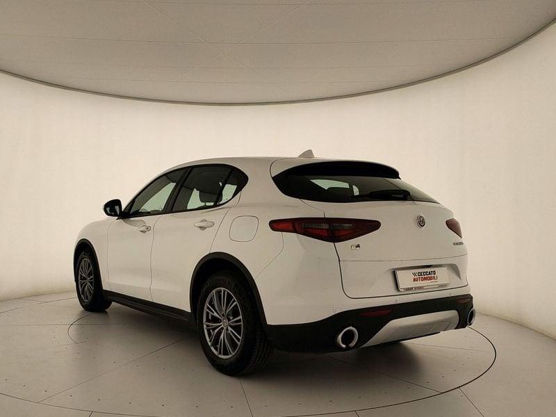 Alfa Romeo Stelvio 2.2 t Business Q4 190cv auto
