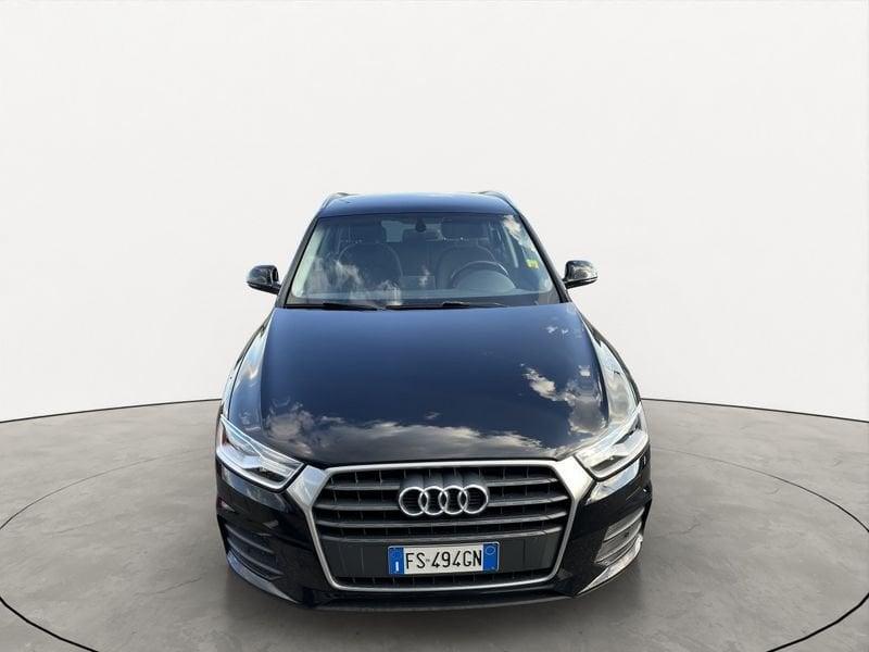 Audi Q3 2.0 TDI 120 CV Business