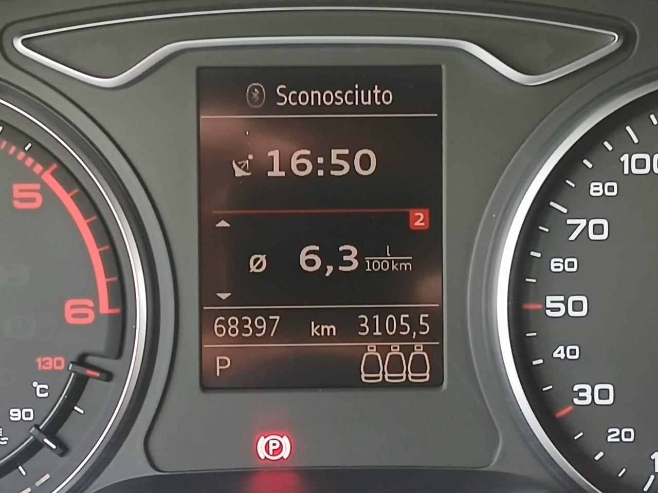 Audi Q2 30 TDI S tronic Identity Black