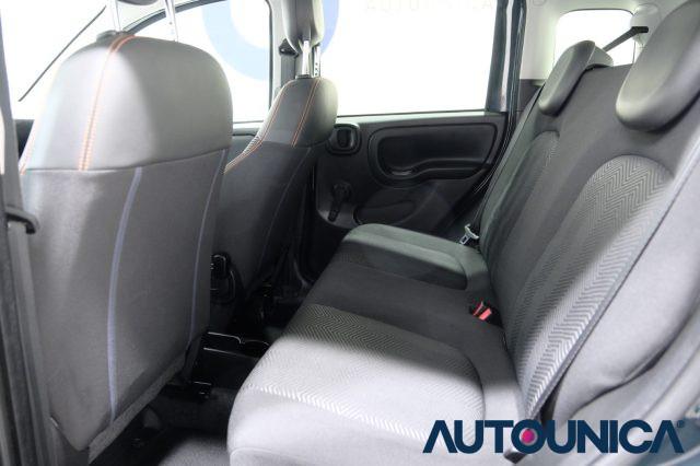 FIAT Panda CROSS 1.0 FIREFLY S&S HYBRID GARMIN NEOPATENTATI