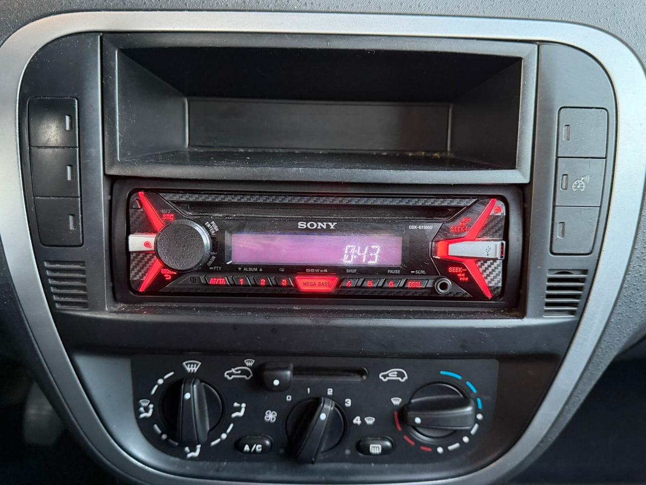 Citroen C3 1.1 Perfect Techno Bi Energy G