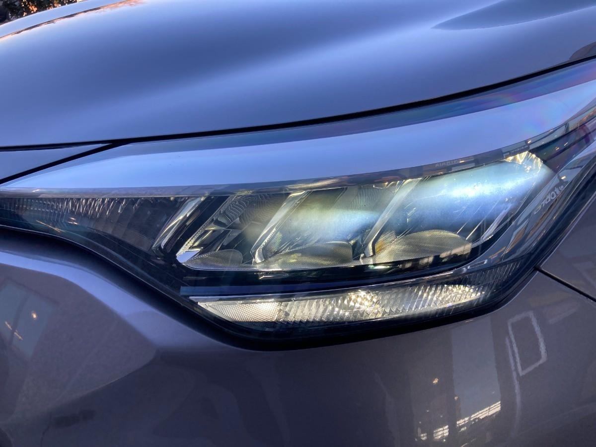 TOYOTA C-HR 1.8h Business e-cvt