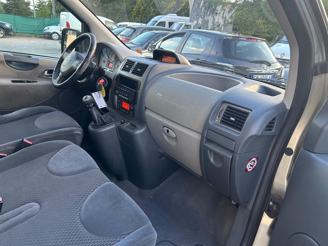 Citroen Jumpy 2.0 HDi/120 9 Posti Gancio Traino