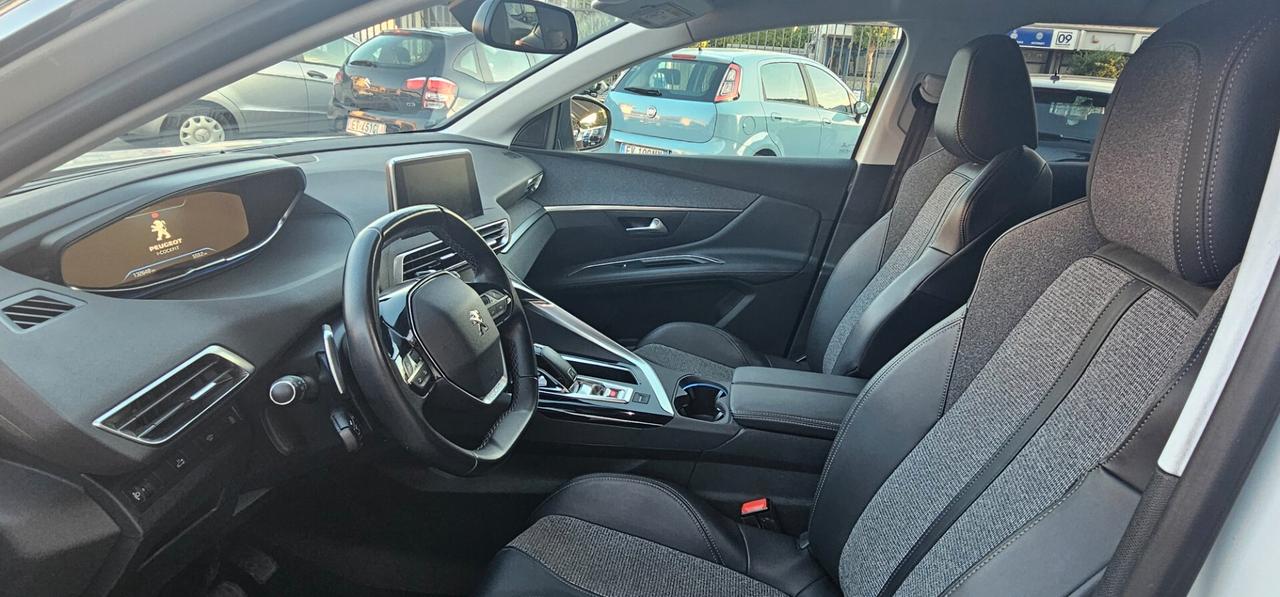 Peugeot 3008 BlueHDi 130 S&S EAT8 Crossway