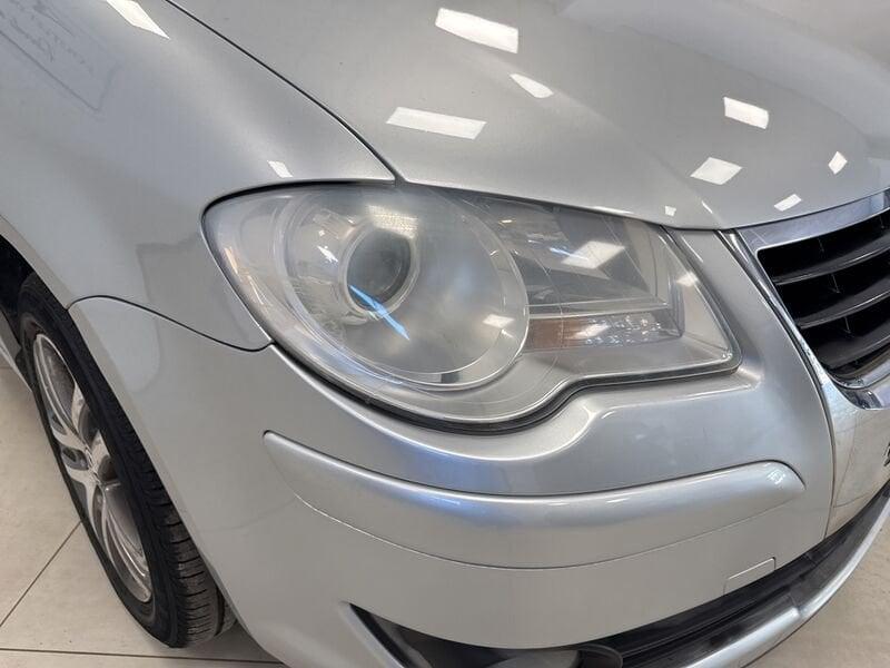Volkswagen Touran I 2007 1.9 tdi Trendline dpf