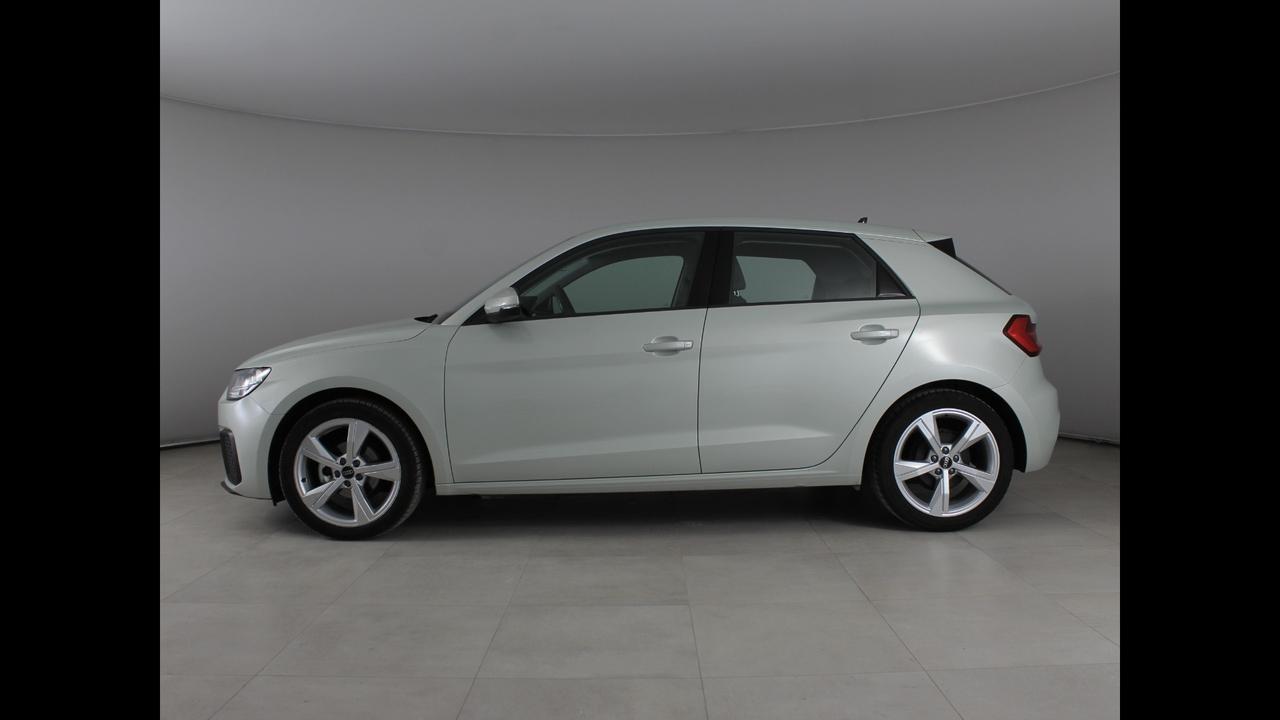 AUDI A1 II 2019 Sportback - A1 Sportback 25 1.0 tfsi Admired s-tr