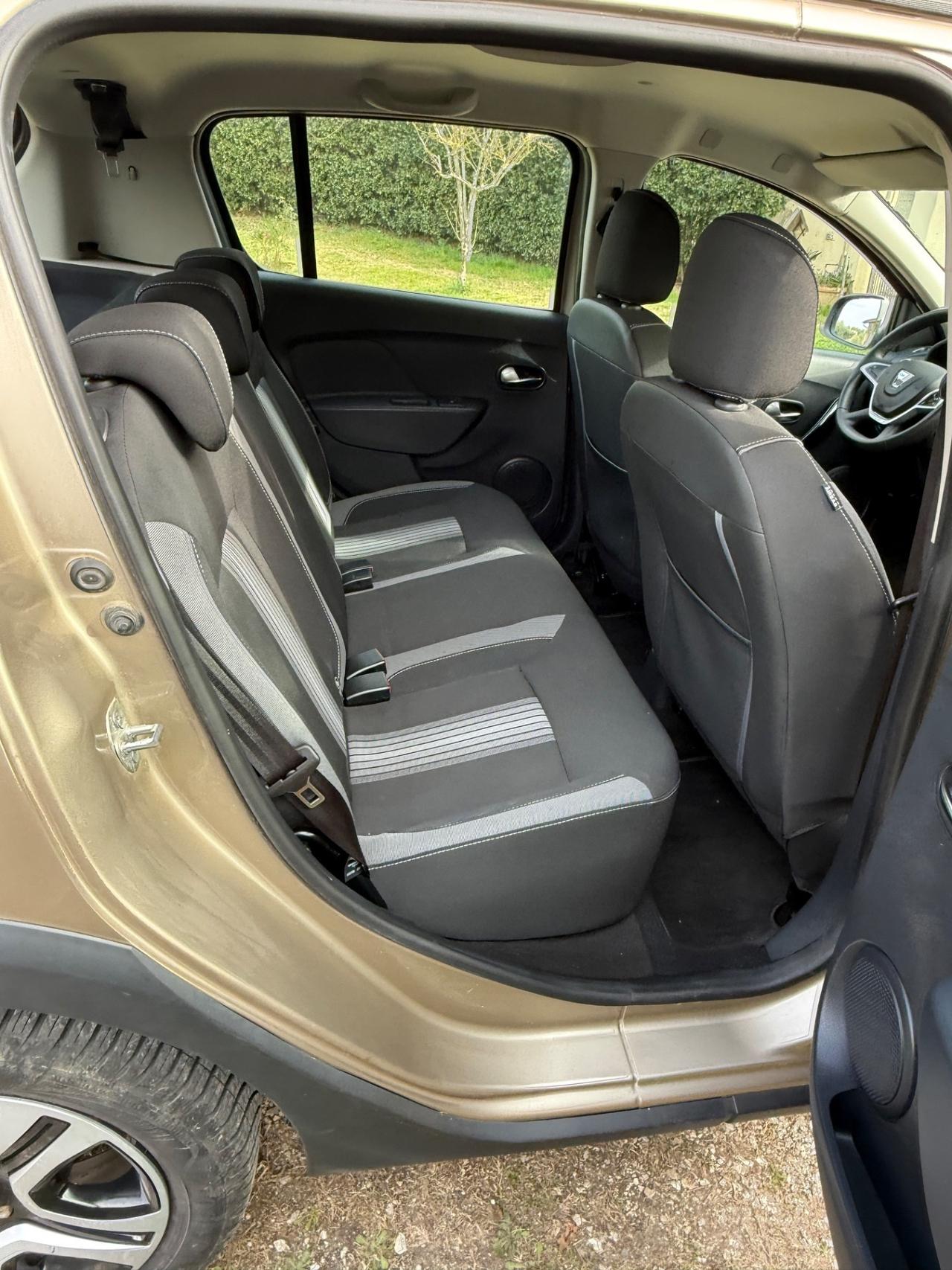 Dacia Sandero Stepway 1.5 Blue dCi 95 CV Techroad