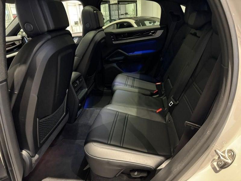 Porsche Cayenne Coupè 3.0 V6 353 cv - IVA Esposta