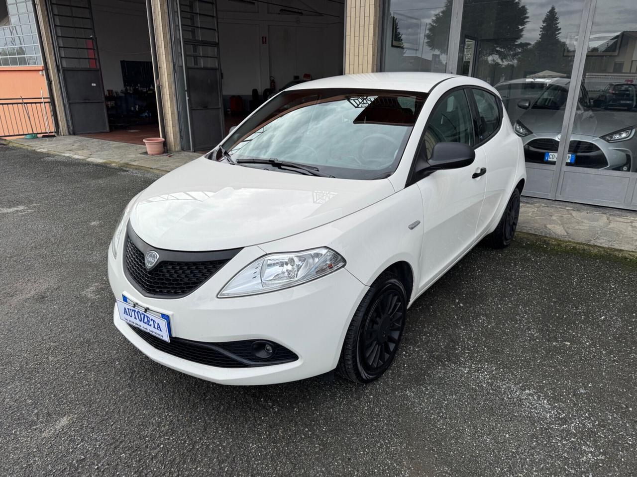 Lancia Ypsilon 1.2 GPL Elefantino Blu