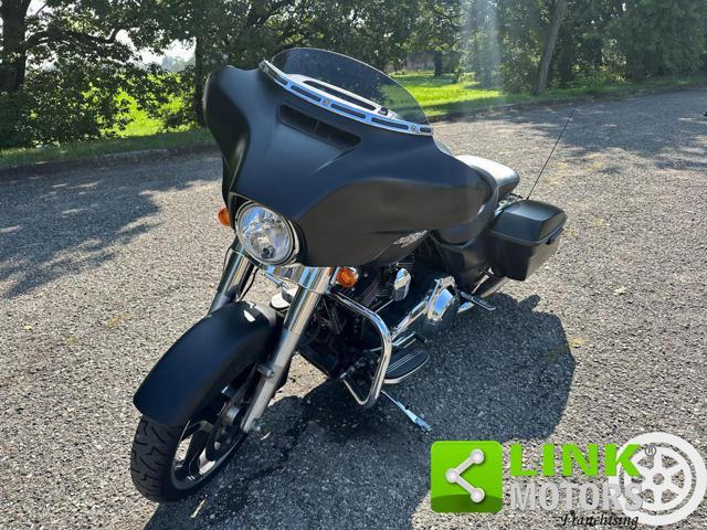 HARLEY-DAVIDSON FLHX Street Glide Special