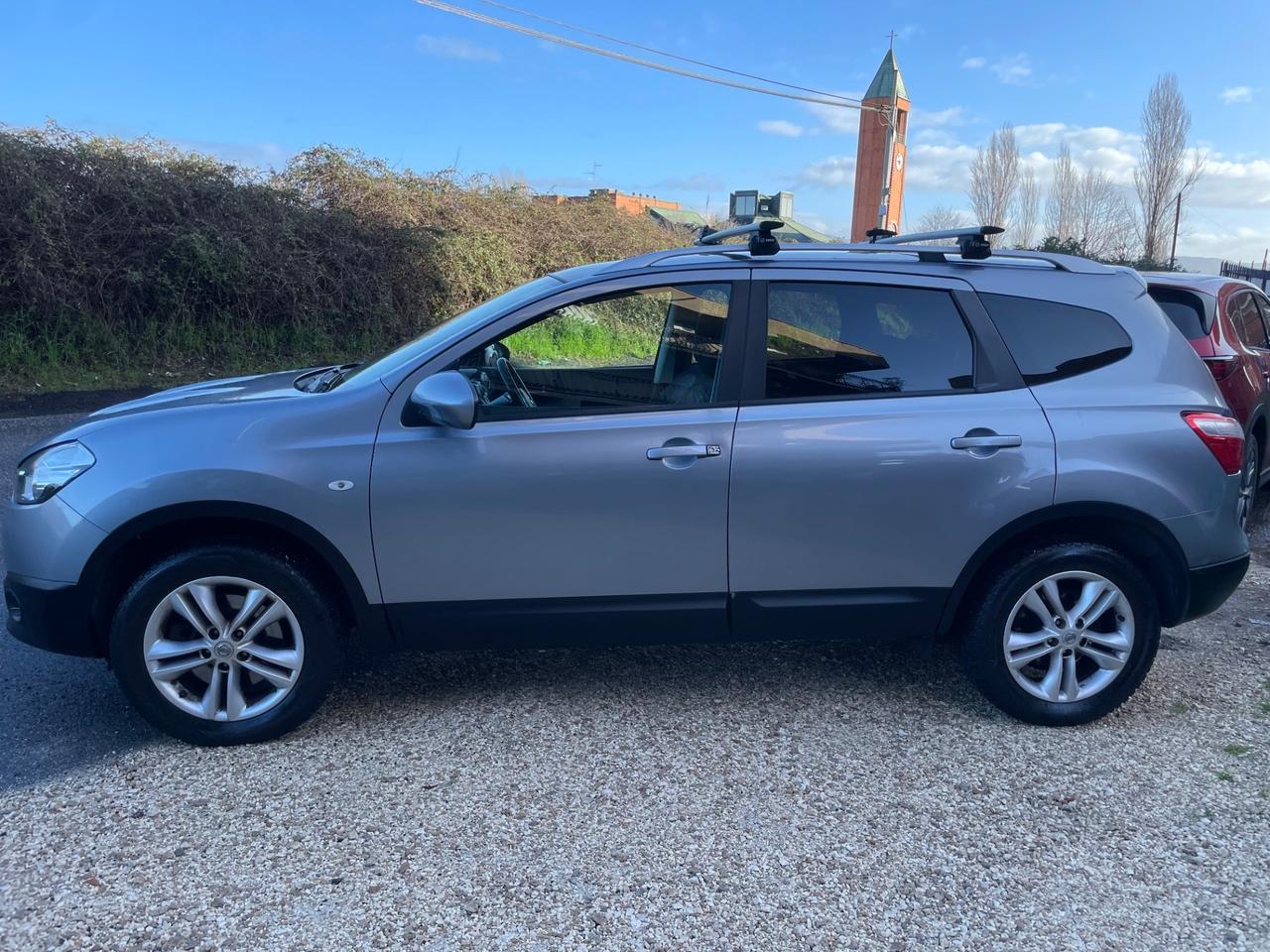 Nissan Qashqai Qashqai+2 2.0 16V !!4x4!!7 POSTI