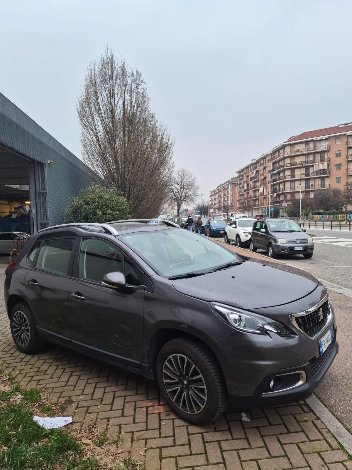 Peugeot 2008 PureTech 82 Allure