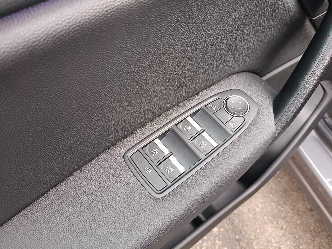 Renault Captur Hybrid E-Te 145 CV Intens