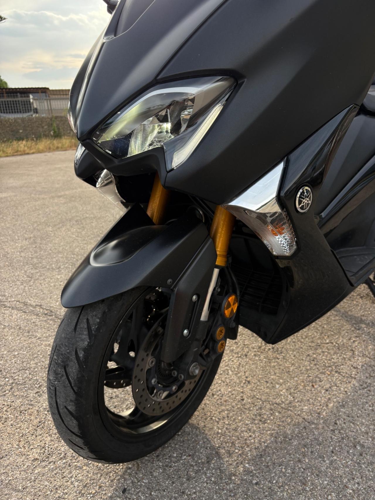 Yamaha T Max 530 SX ABS