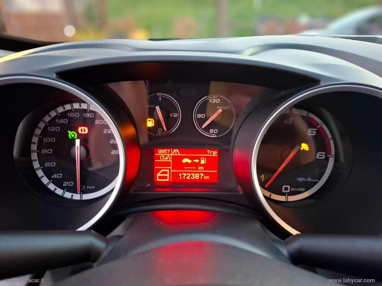 ALFA ROMEO Giulietta 1.6 JTDm-2 105 CV Distinctive