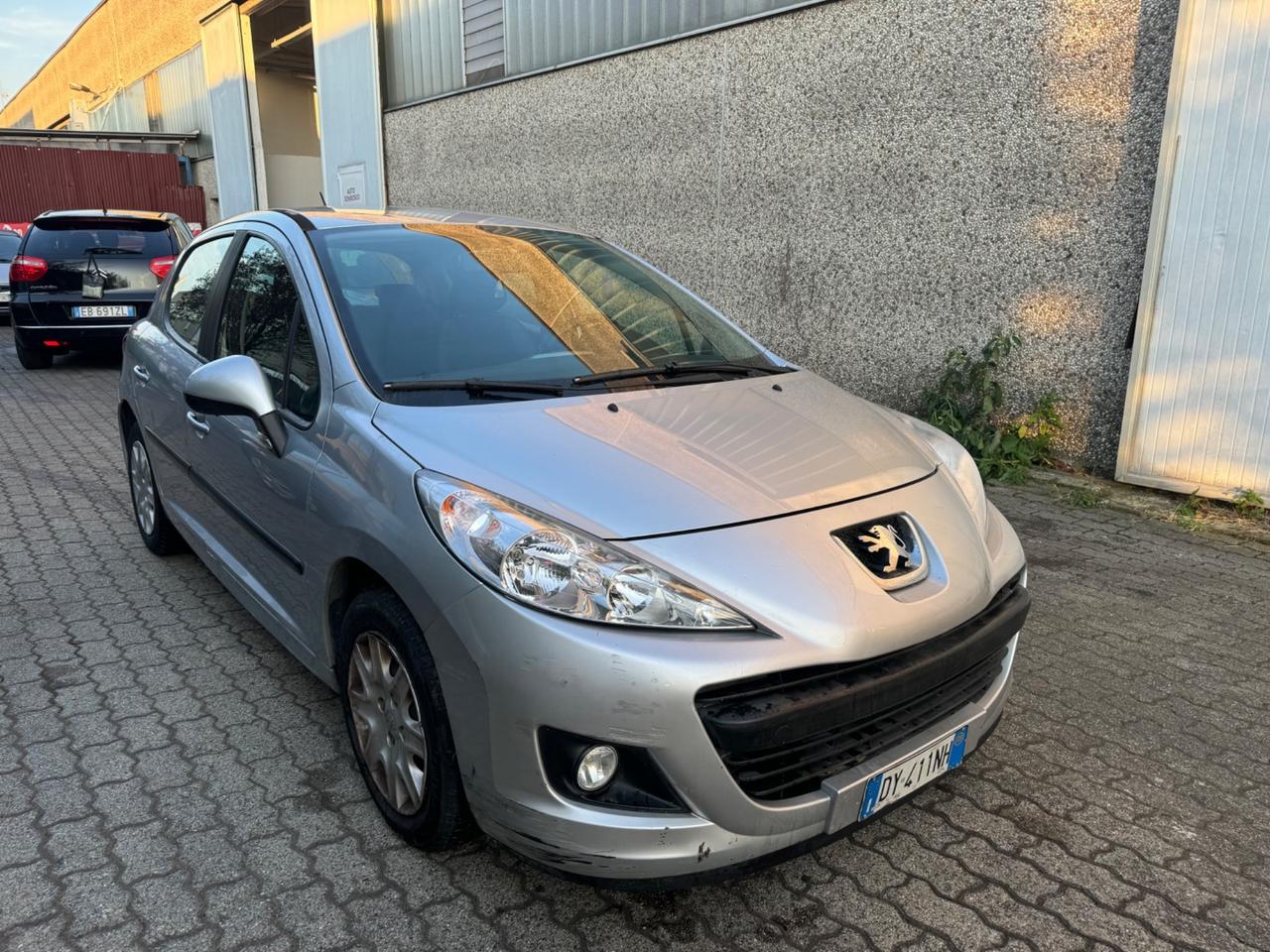 PEUGEOT 207 2009BENZINA GPL X NEOPATENTATI