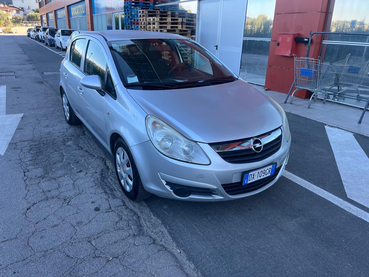 Opel Corsa 1.2 5 porte Cosmo 2009 164.000 KM