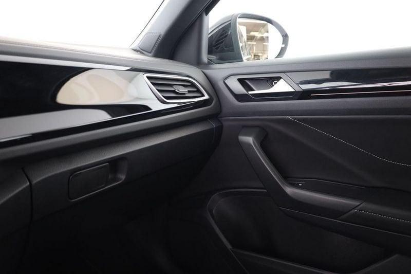 Volkswagen T-Roc 2.0 TDI SCR 150 CV DSG 4MOTION R-Line Led Tetto Camera Navi 19"