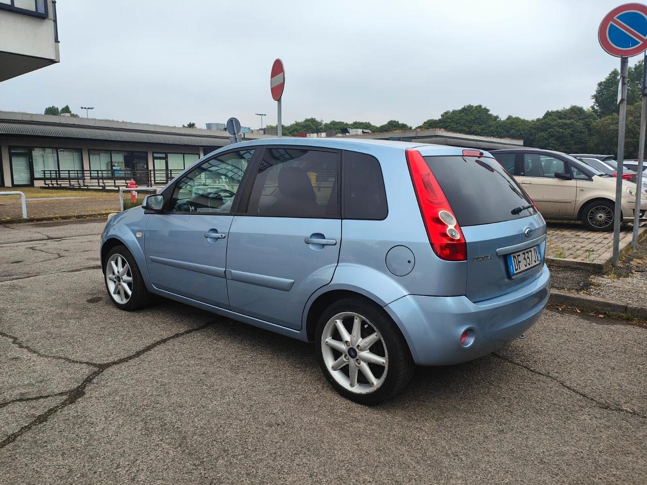 Ford Fiesta 1.2 16V 5p. Titanium