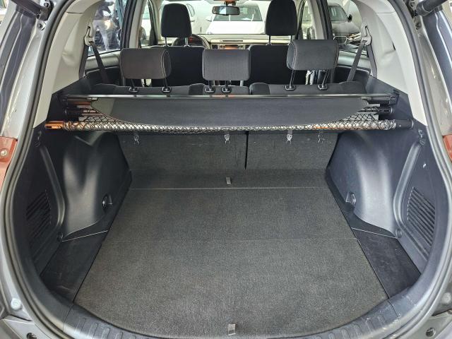 Toyota RAV 4 Rav4 2.0 d-4d Lounge 4wd 124cv mt