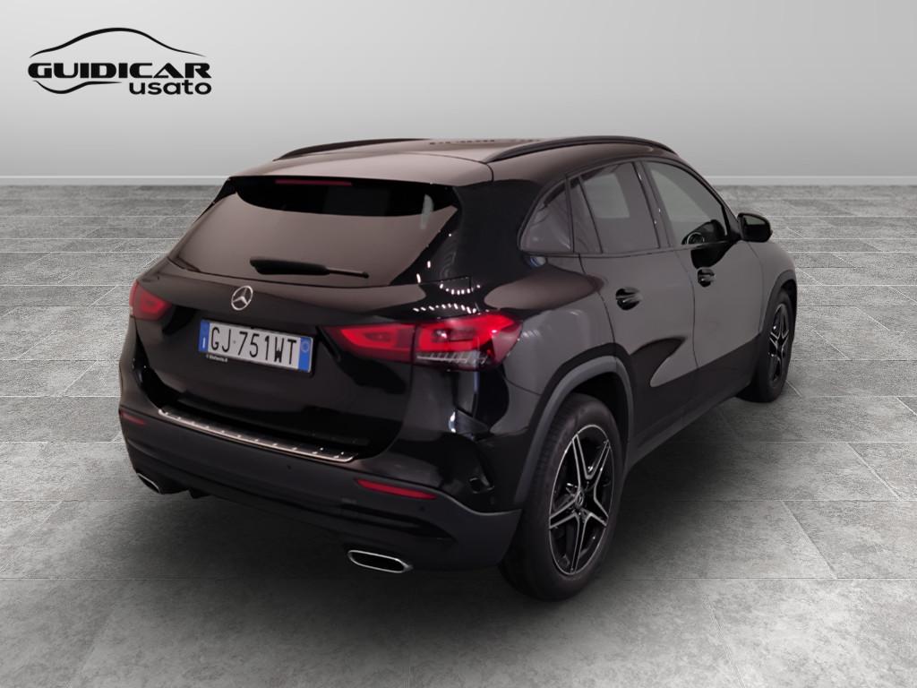 Mercedes-Benz GLA-H247 2020 - GLA 220 d Premium 4matic auto
